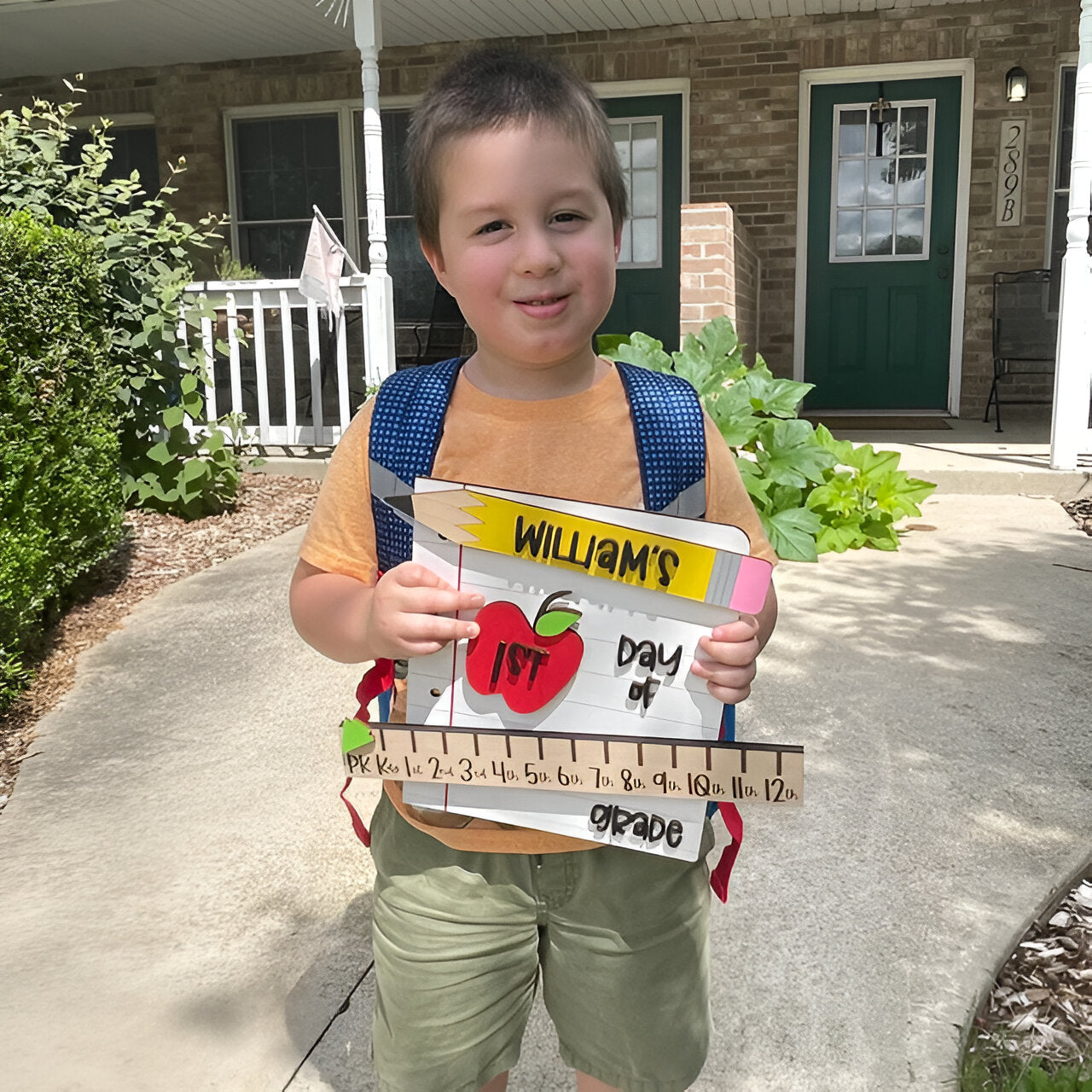 Personalized First_100th_Last Day of School Wooden Sign Back to School Sign Kit Keepsake Gift Ideas for Kids Scsign