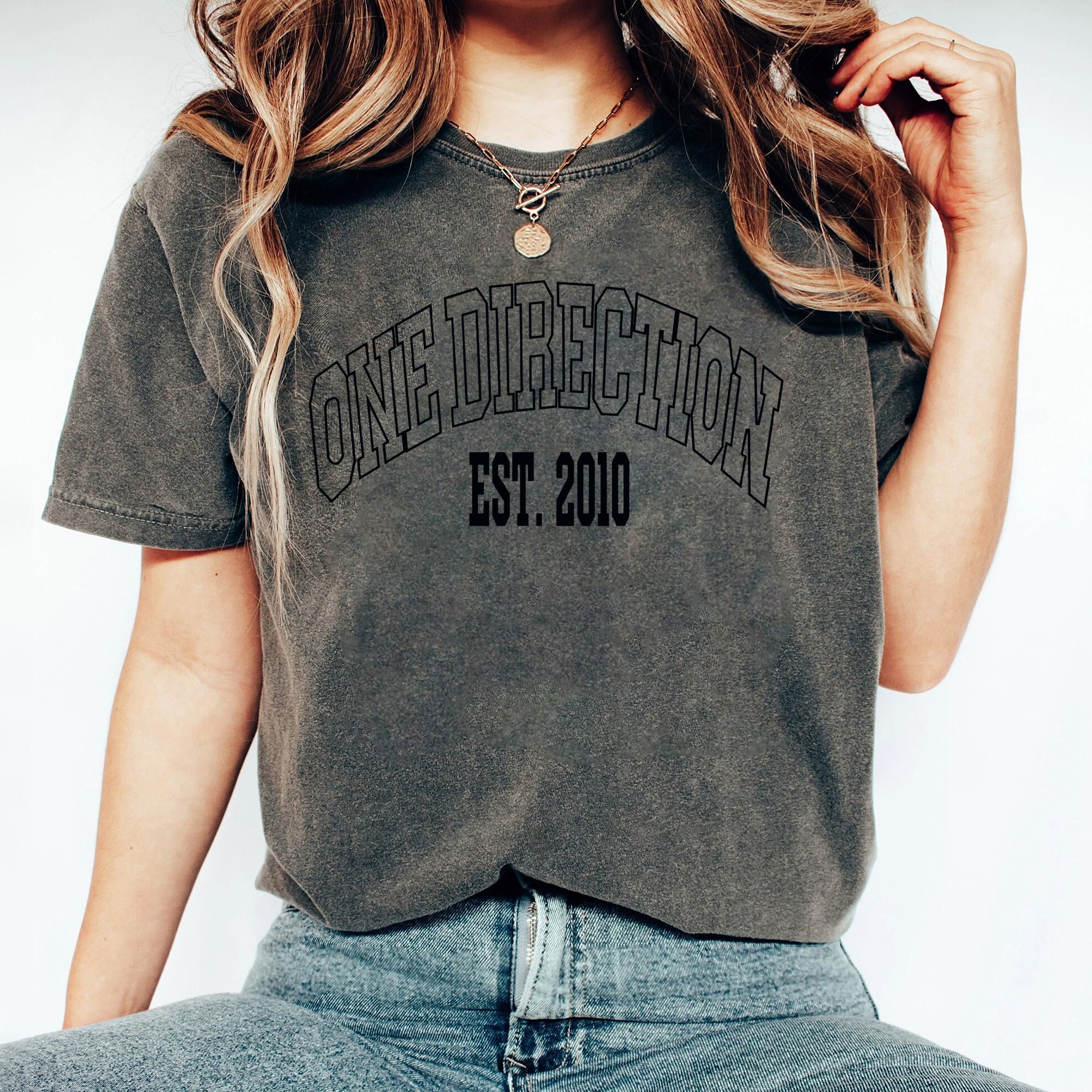 One Direction Sweatshirt, Aesthetic Sweatshirt, Streetwear Hoodie, Music Sweatshirt, gifts for friends, Trendy Y2K Hoodie, gift for fans 1 FFF TDCAO