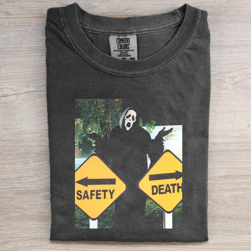 Vintage Comfort Color, Ghostface Scream Halloween Heart Hands Shirt Or Sweatshirt, Scream Merch HLWT49 ,Halloween Graphic T-Shirt