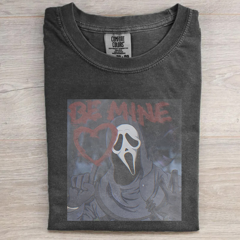 Vintage Comfort Color, Ghostface Scream Halloween Heart Hands Shirt Or Sweatshirt, Halloween Graphic T-shirt, Scream Merch HLWT43