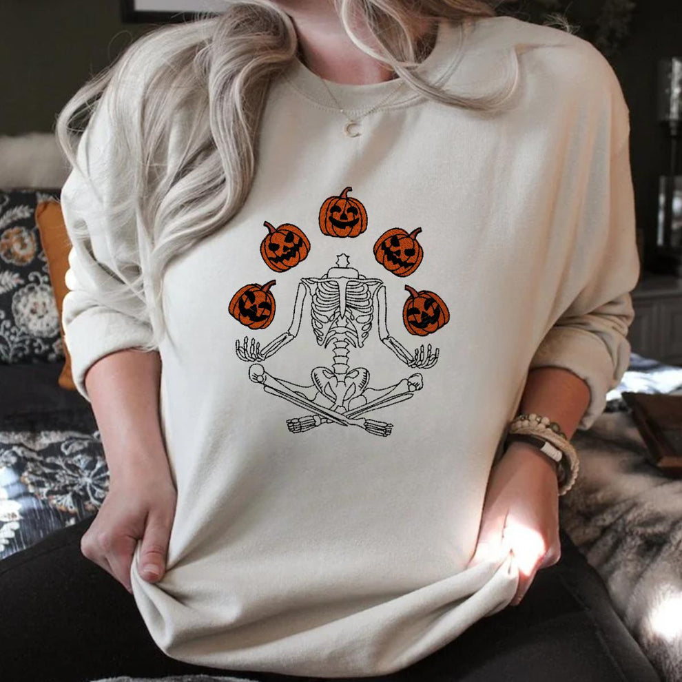 Skeleton and Pumpkins emha0709