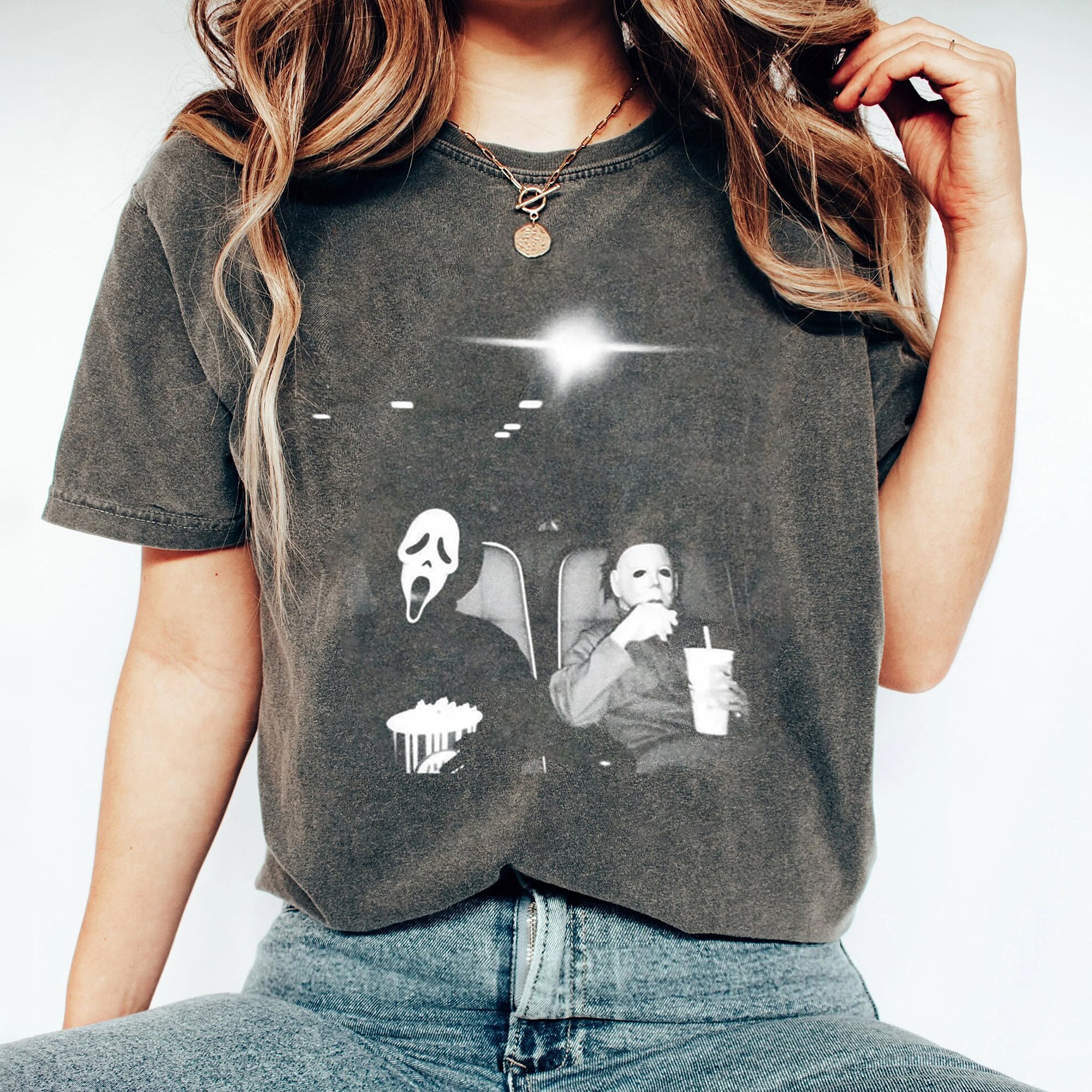 Vintage Scream 90s Halloween Tshirt, Do You Want To Die Shirt, Do You Like Scary Movies Sweatshirt, Ghost Face Graphic Shirt  EEE