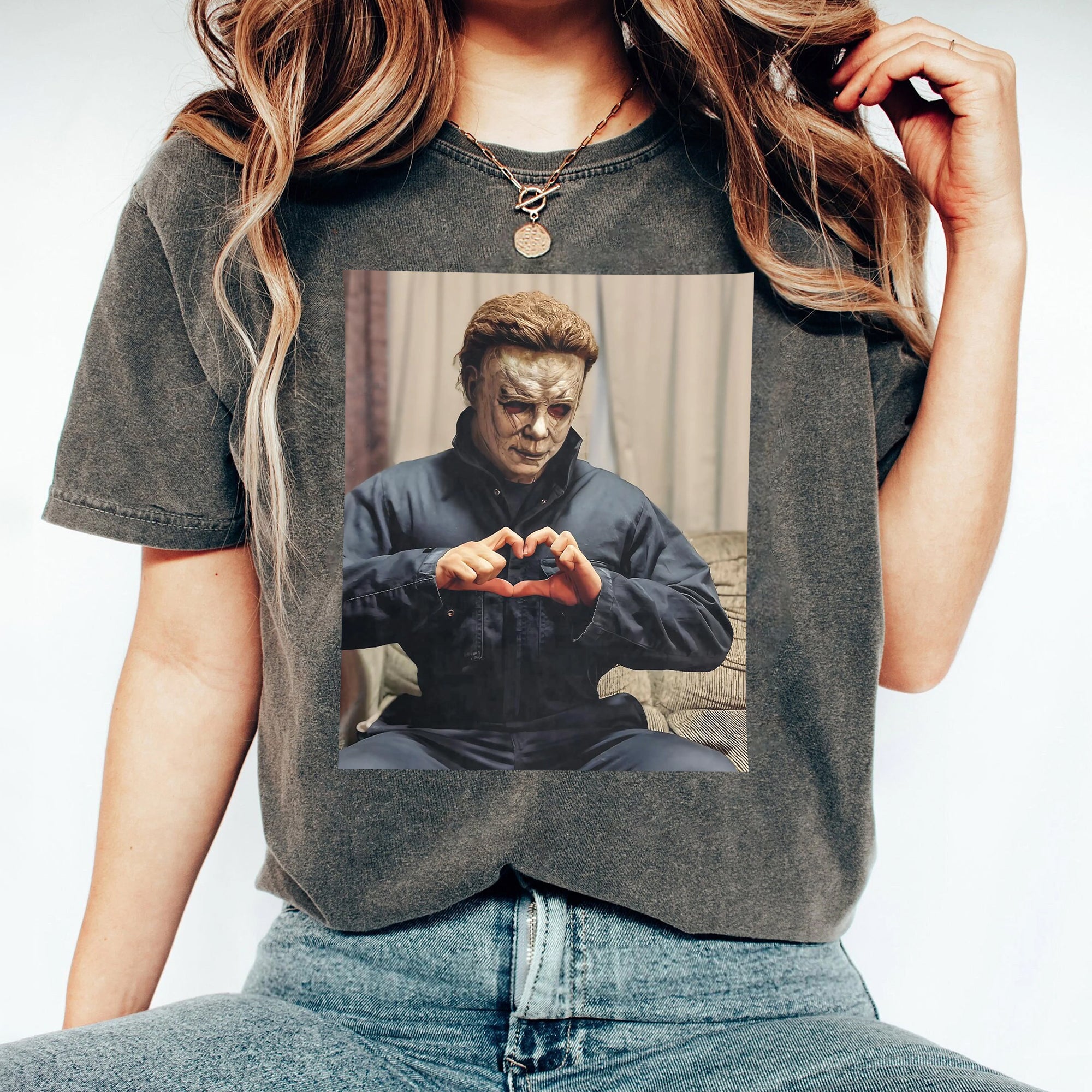 90s Michael Meyers Halloween Heart Hands Shirt, Michael Meyers Shirt Shirt,Horror Movie Shirt, Myers Thriller Friday the 13th Horror 2 AAA