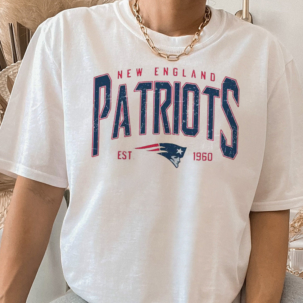 Vintage New England Patriots shirt, Patriots sweatshirt, New England Football Fan shirt, Patriots tee, Patriots t-shirt, Game Day apparel KKK