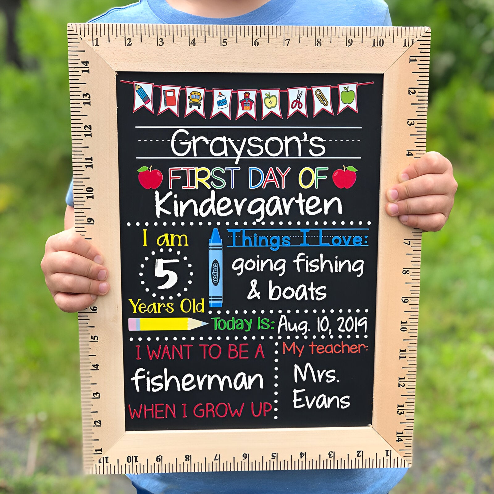 Personalized First Day Of School Sign Custom Style Stylish Present for Kids Scsign