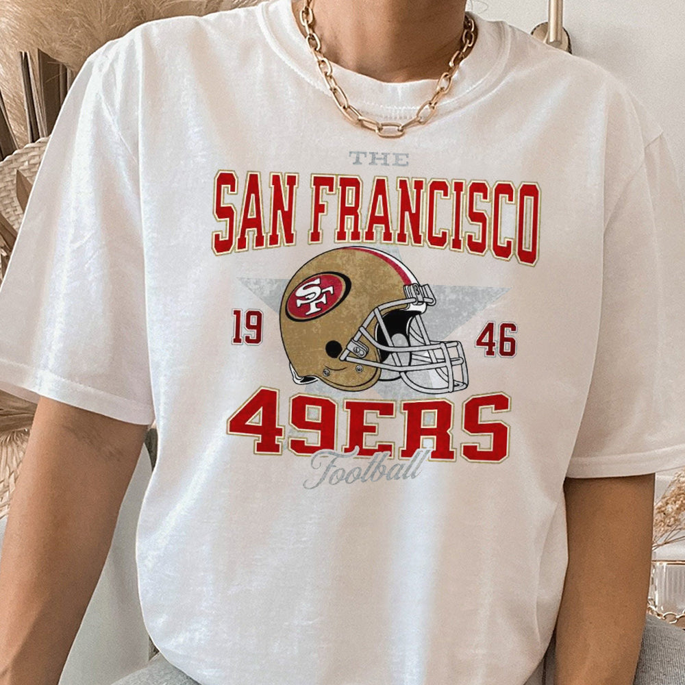 San Francisco 49ers Football Crewneck Sweatshirt  Vintage Style  Unisex Fit EEE