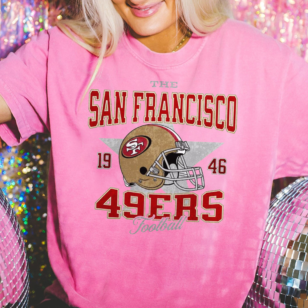 San Francisco 49ers Football Crewneck Sweatshirt  Vintage Style  Unisex Fit EEE
