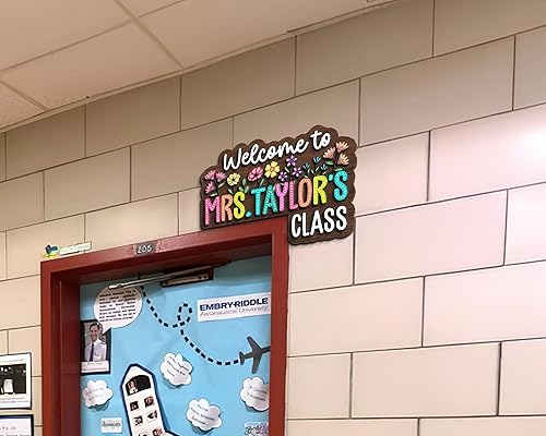 Personalized Classroom 3D Doorframe Corner Sign Custom Teacher Name Teacher Doorframe Sign Welcomes Sign Door Hanger Groovy Teacher Appreciation Gift For Woman On Back To School Class Of 2024