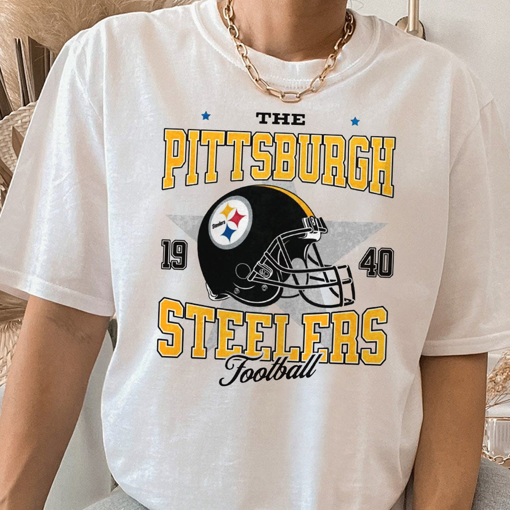 Pittsburgh Steelers Football Crewneck Sweatshirt  Vintage Style  Unisex Fit EEE