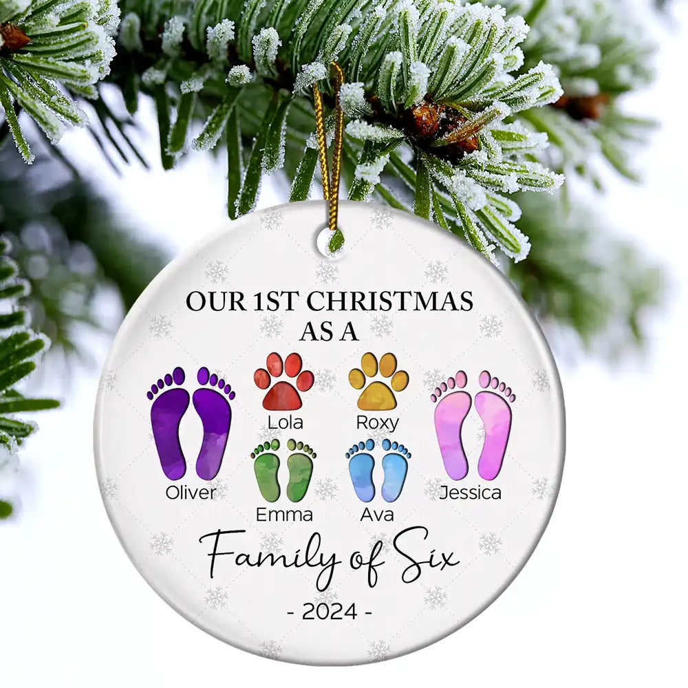 First Christmas As A Family Of Four Footprints - Personalized Circle Ceramic Ornament ORNA1210