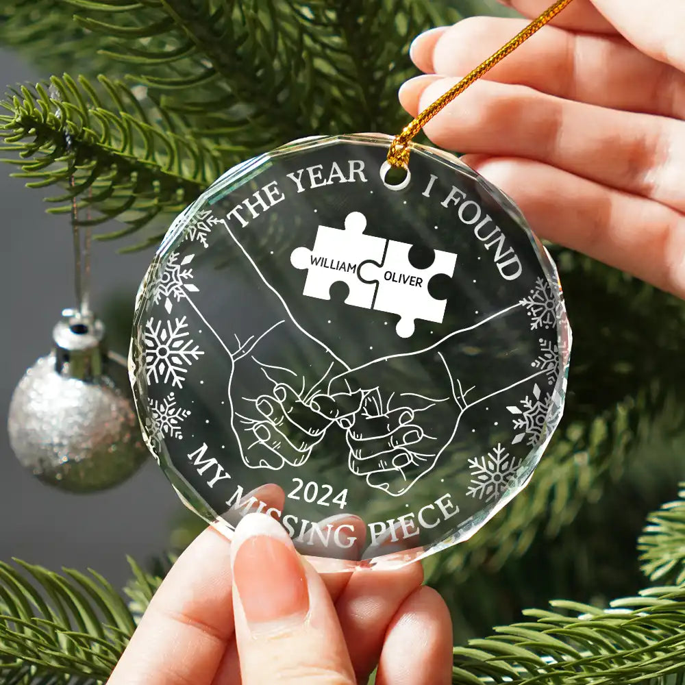 The Year I Found My Missing Piece Couples - Personalized Circle Glass Ornament ORNA1210