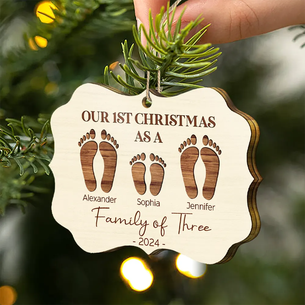 First Christmas As A Family Of Four Footprints - Personalized Medallion Wooden Ornament ORNA1210