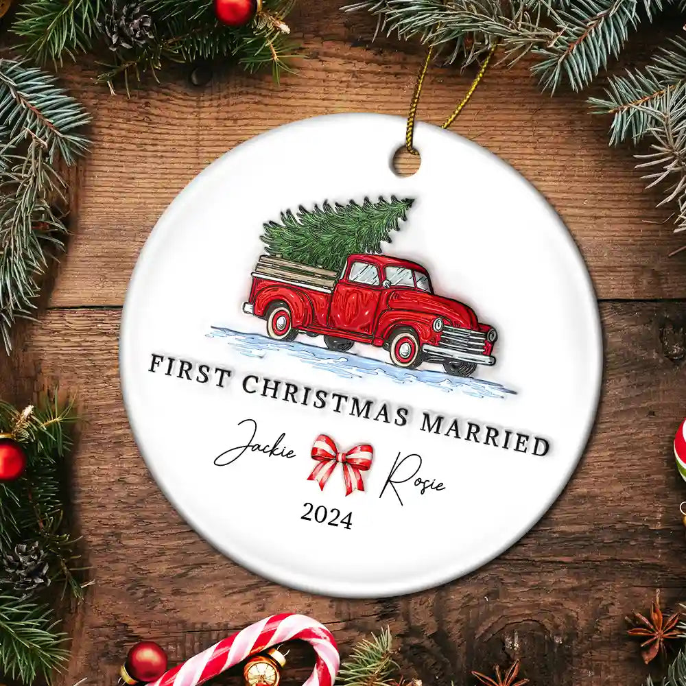 First Christmas Married Couples - 3D Inflated Effect Printed Ornament, Personalized Circle Ceramic Ornament ORNA1210