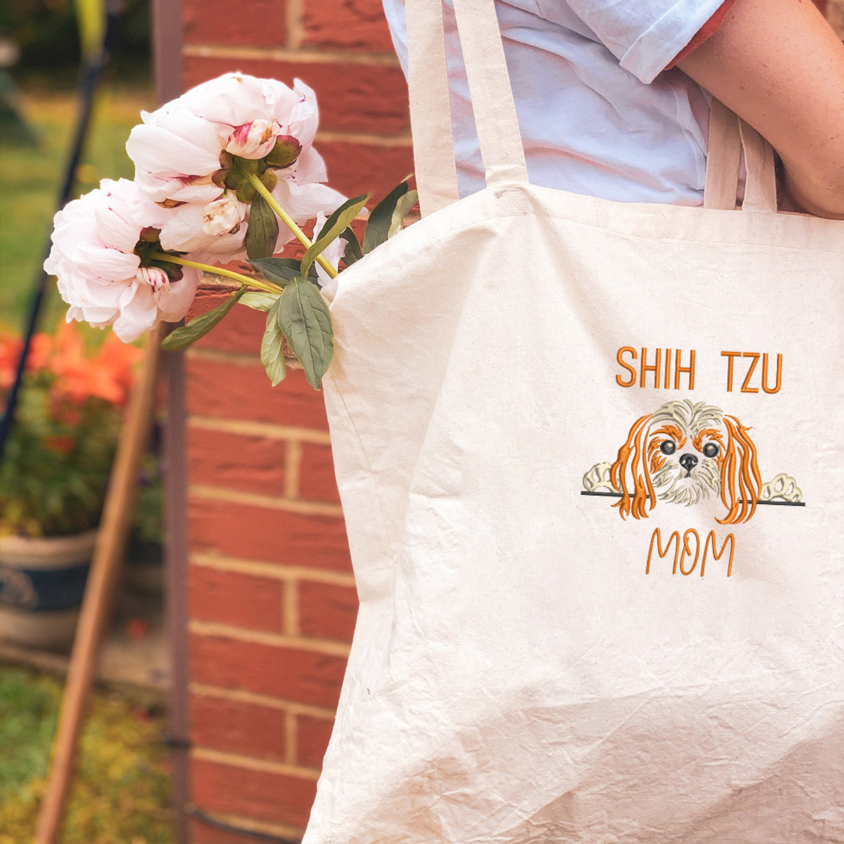 Custom Shih Tzu Dog Mom Embroidered Tote Bag, Personalized Tote Bag with Dog Name, Best Gifts For Shih Tzu Lovers em2