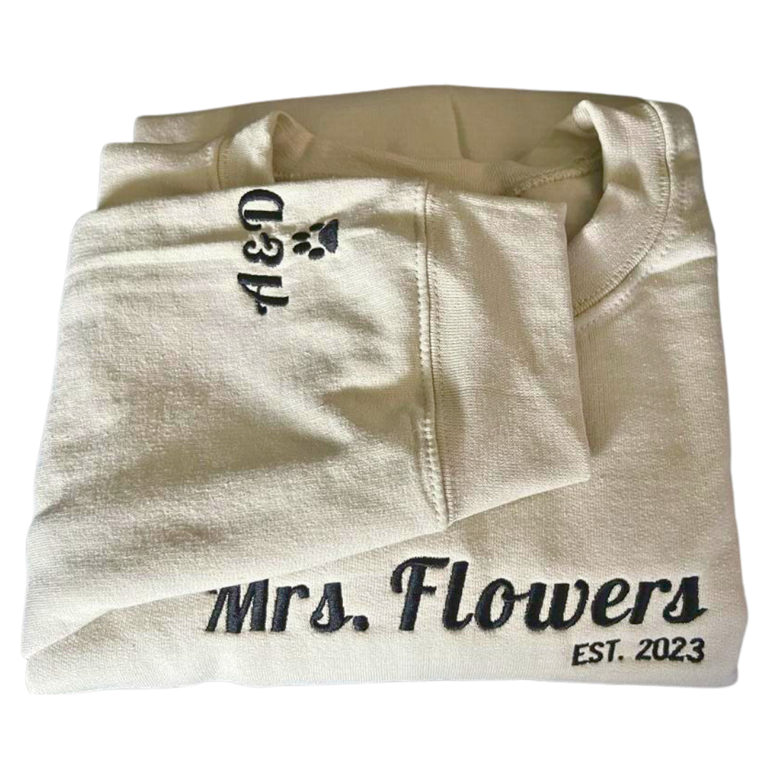 Custom Mrs Sweatshirt Embroidered, Bride Gifts for Honeymoon Wedding Day with Initial Heart or Roman Date on Sleeve em4