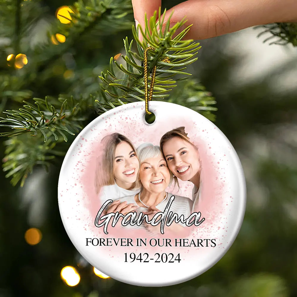 Custom Photo Memorial Grandma And Granddaughter - Personalized Circle Ceramic Ornament ORNA1210