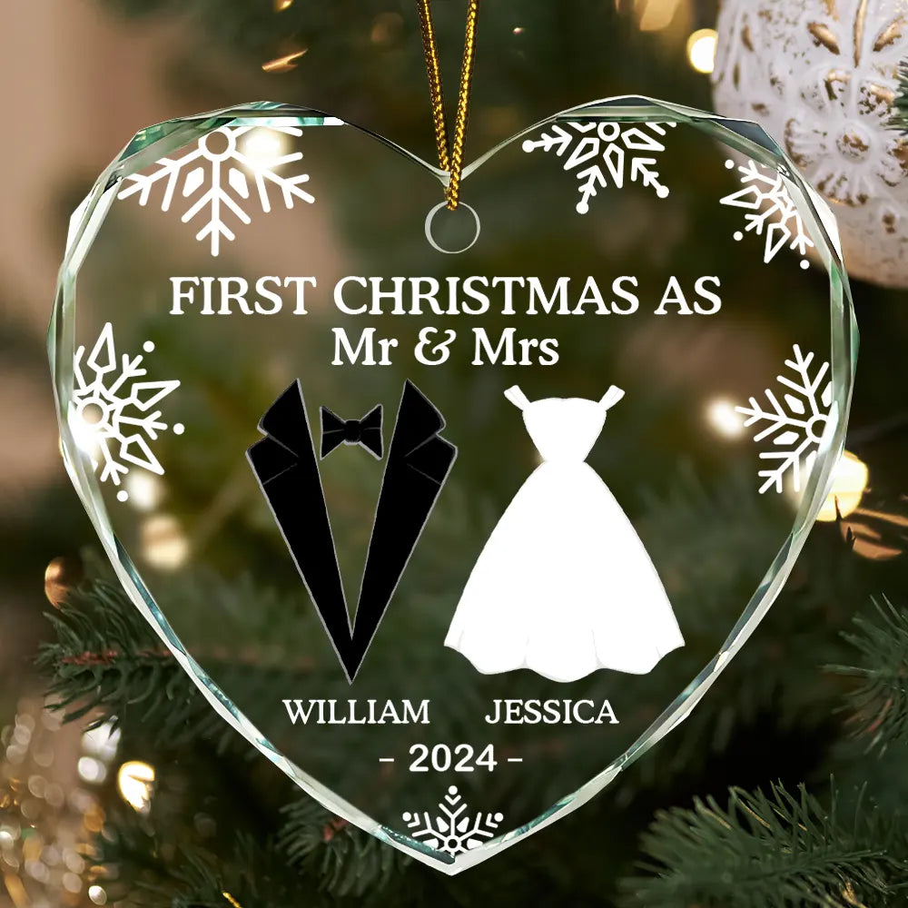 First Christmas As Married Couples - Personalized Heart Shaped Glass Ornament ORNA1210