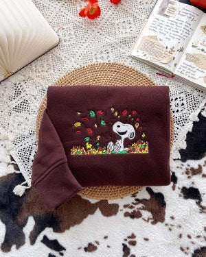 Snoopy Fall ? Embroidered Sweatshirt EMHA0509