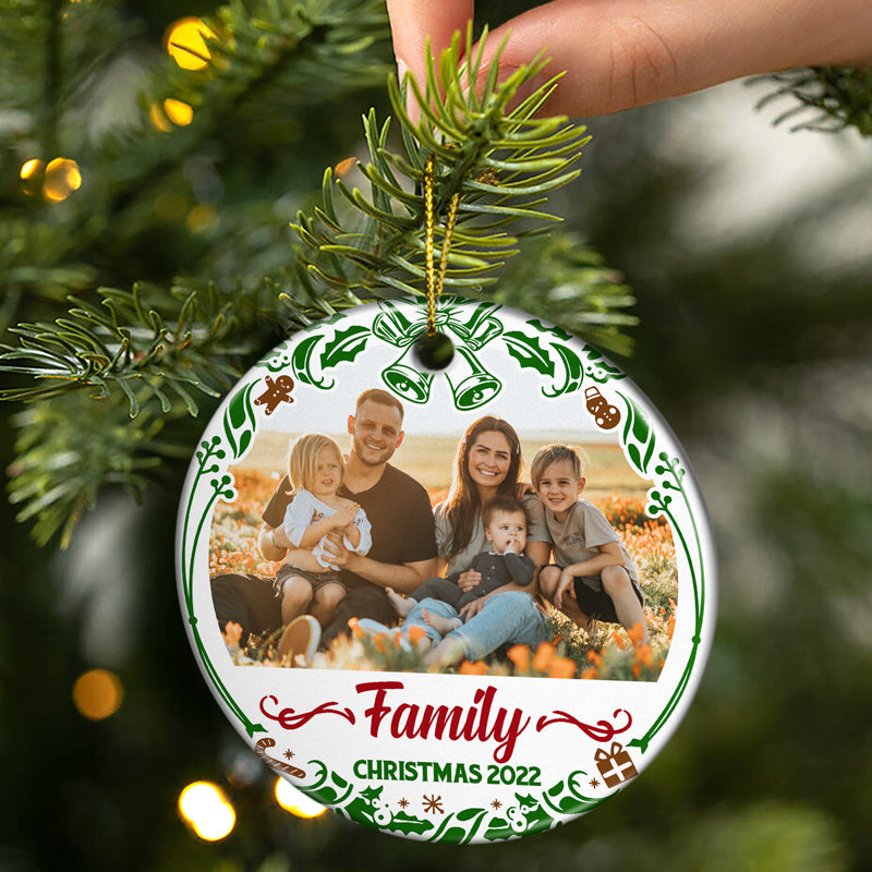 Custom Photo Brothers Sisters Besties - Christmas Gift For Family And Friends - Personalized Custom Circle Ceramic Ornament ORNA1210