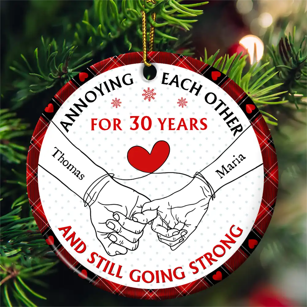 Holding Hands Old Couple Annoying Each Other - Personalized Circle Ceramic Ornament ORNA1210