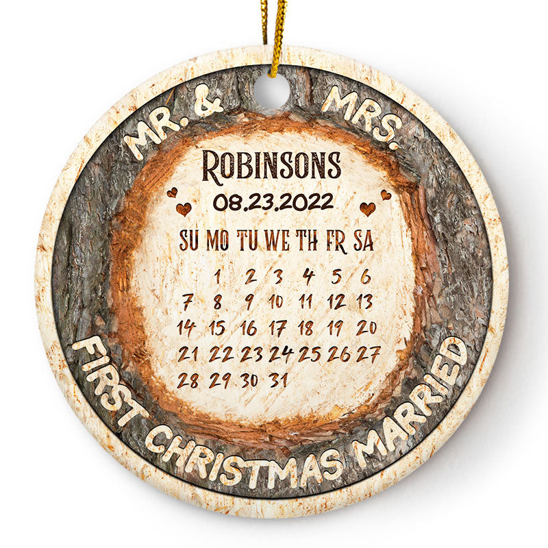 Christmas First Christmas Married - Personalized Custom Circle Ceramic Ornament ORNA1210