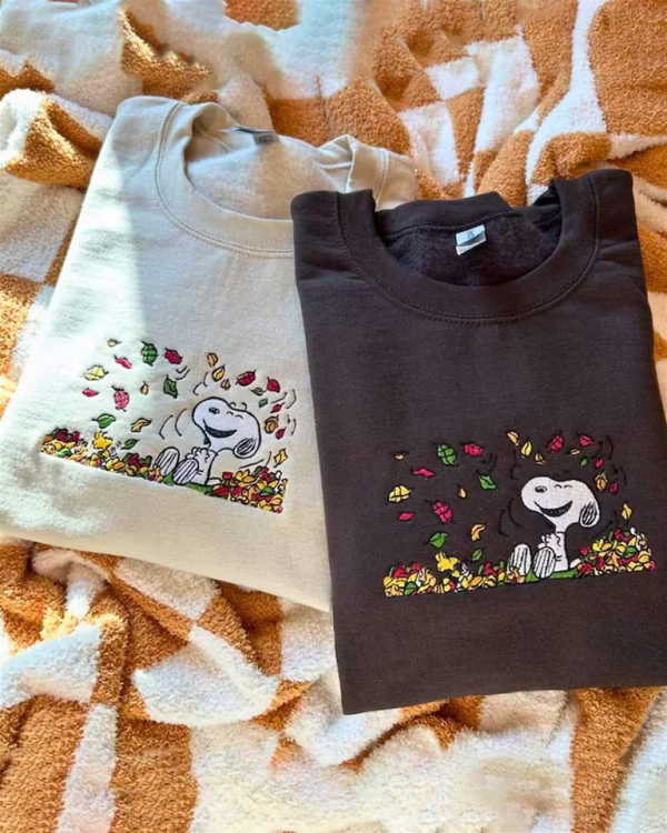 Snoopy Embroidered Crewneck Hoodie, Snoopy Autumn Leaves Pumpkin Sweatshirt EMHA0509