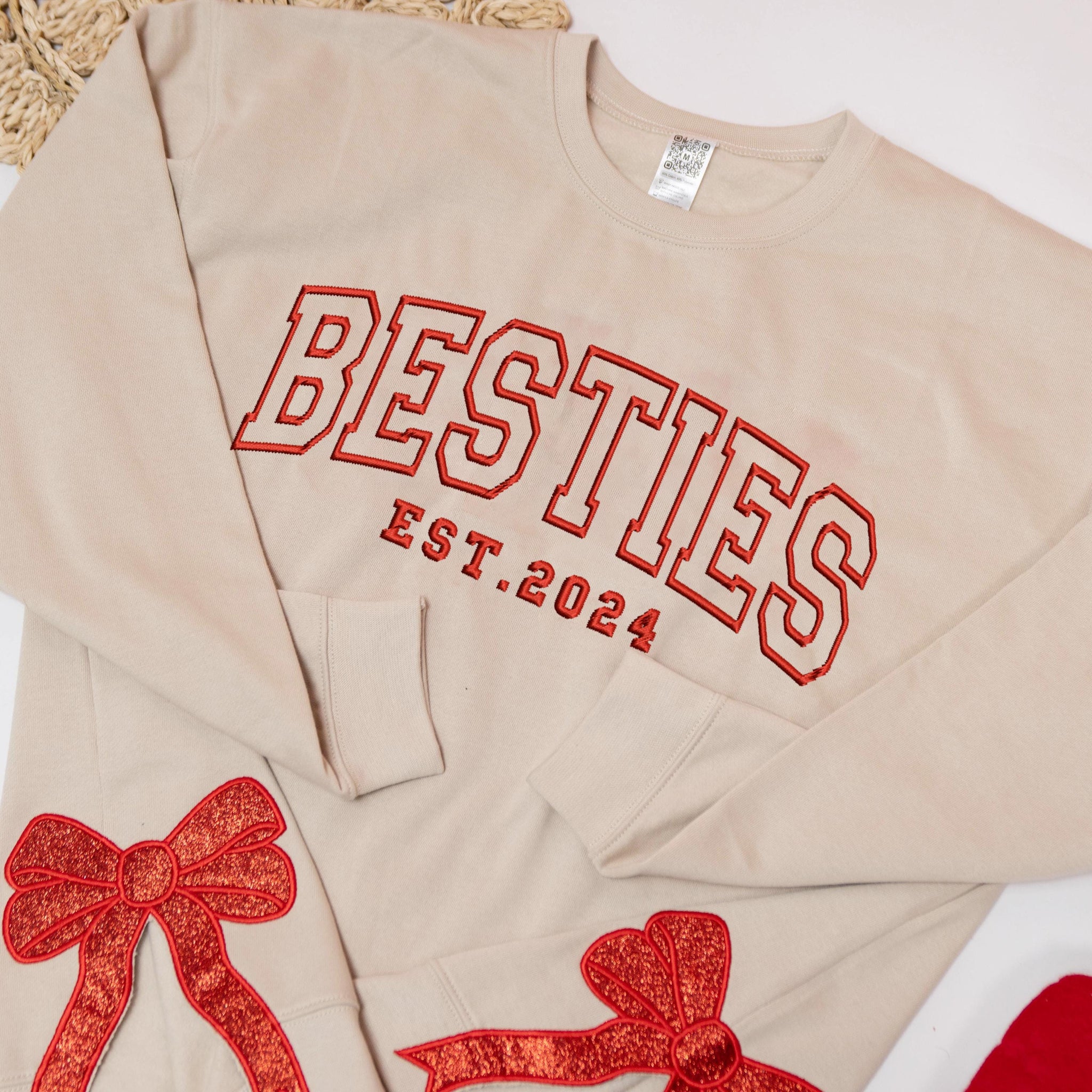 Besties Side Bow Cut-Out Sweatshirt With Glitter, Trendy Coquette Bow, Gifts for Best Friends, Besties, BFFs, Work Besties, Sisters ESIBOW