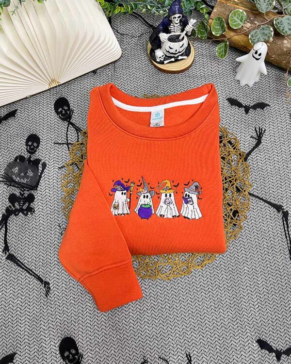 Boo Crew Collection ? Embroidered Sweatshirt 2 EMHA0909S