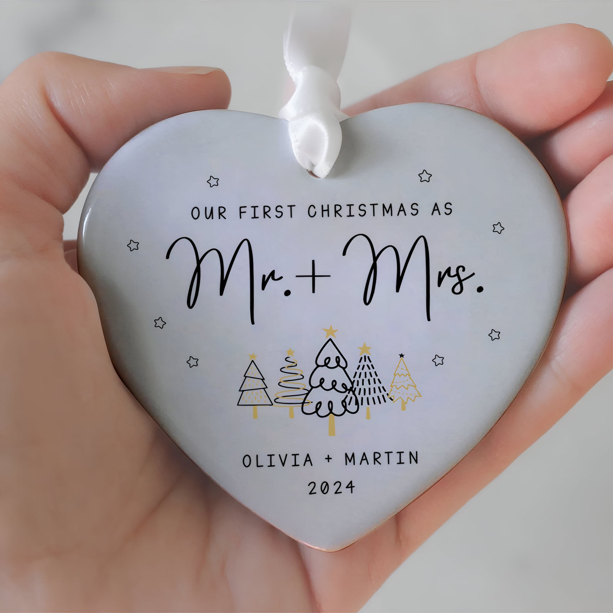 Custom Mr and Mrs Ornament, Engagement Ornament Gift For Couple, Newlywed Gift, Wedding Christmas Ornaments, Anniversary Gift For Husband Wife CY06-05 ORN2509