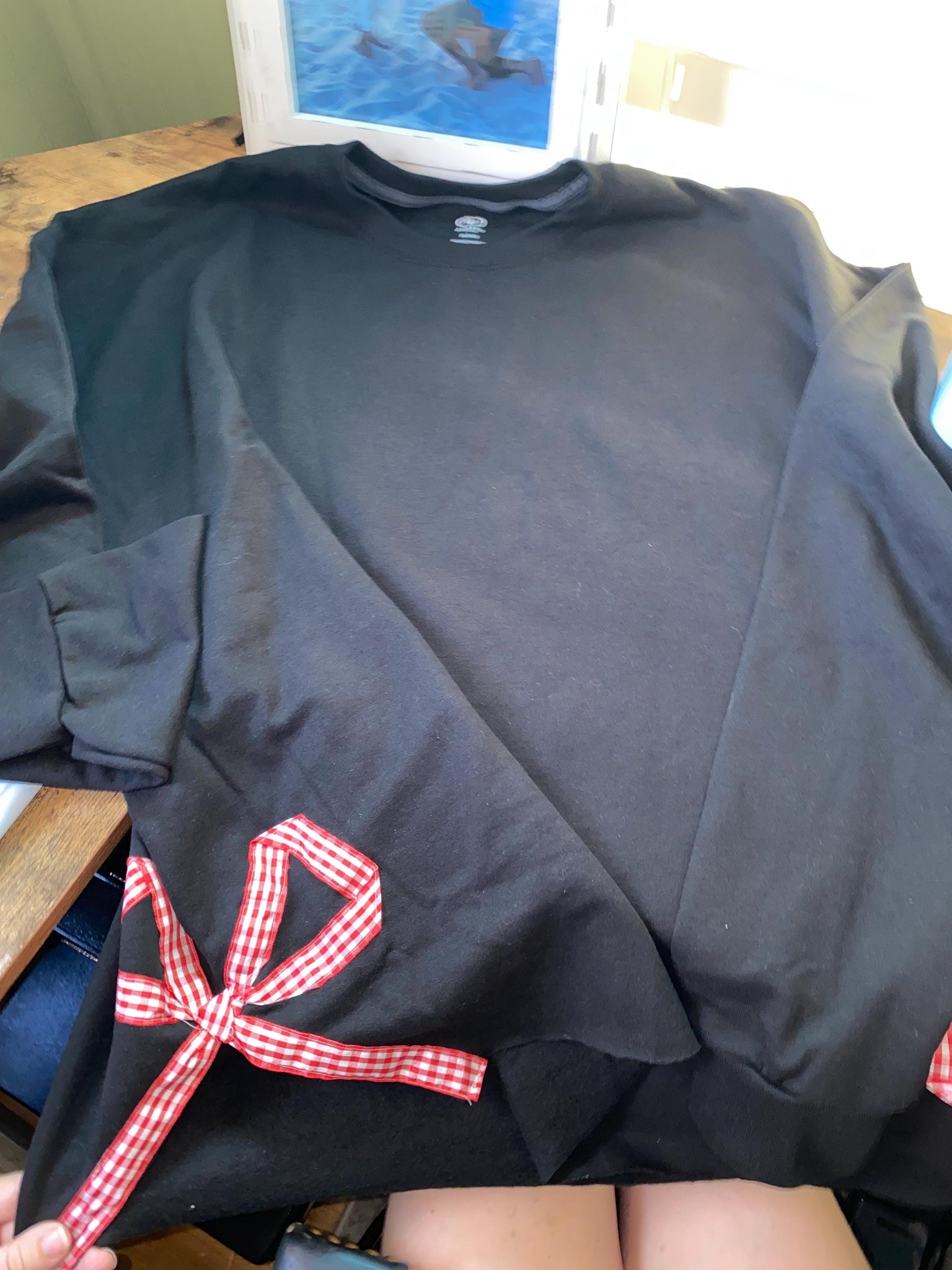 Custom Side slit ribbon sweatshirt ESIBOW