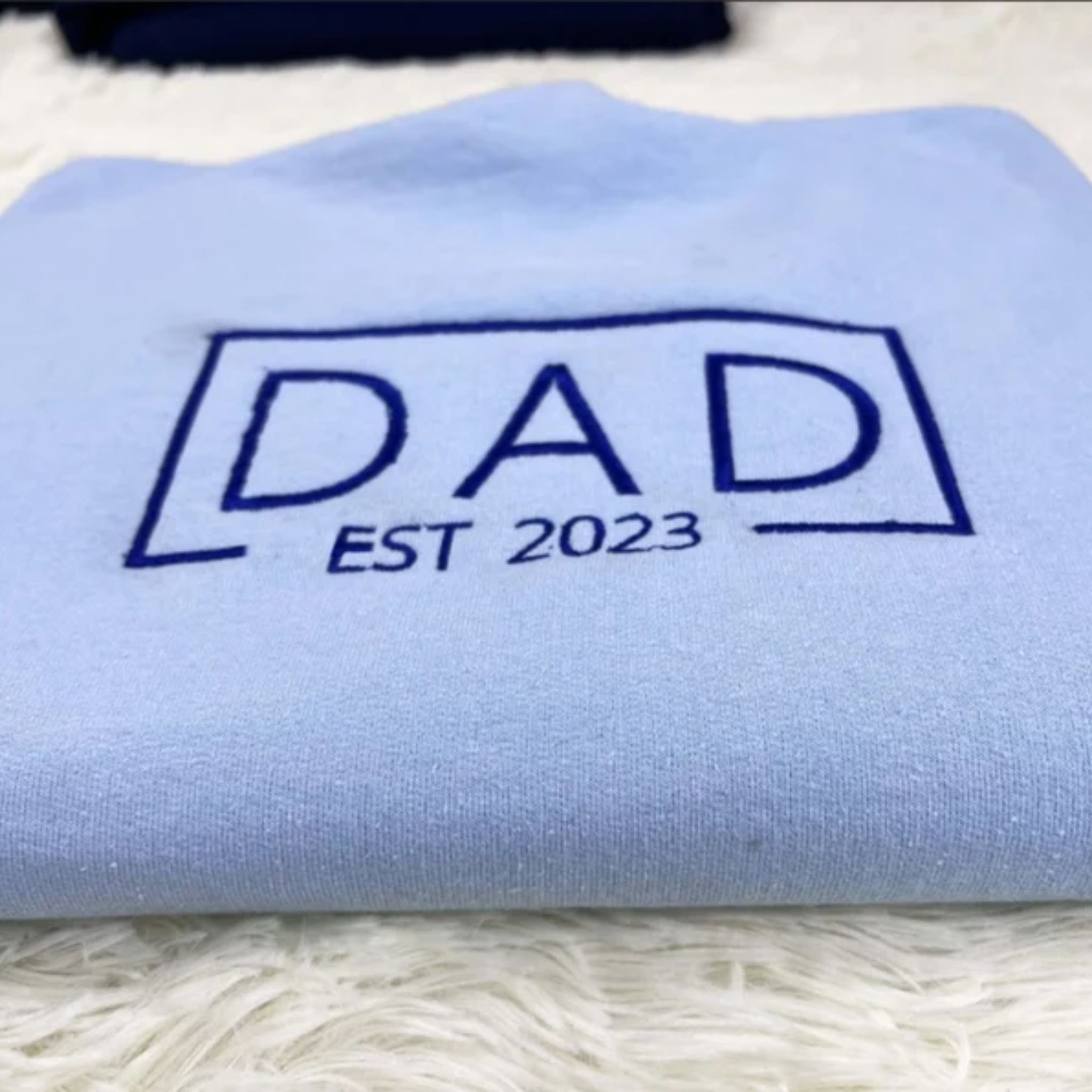 Dad Est Embroidered Sweatshirt, Custom Dad Hoodie with Kids Name on Sleeve, Best Gifts for Dad em4