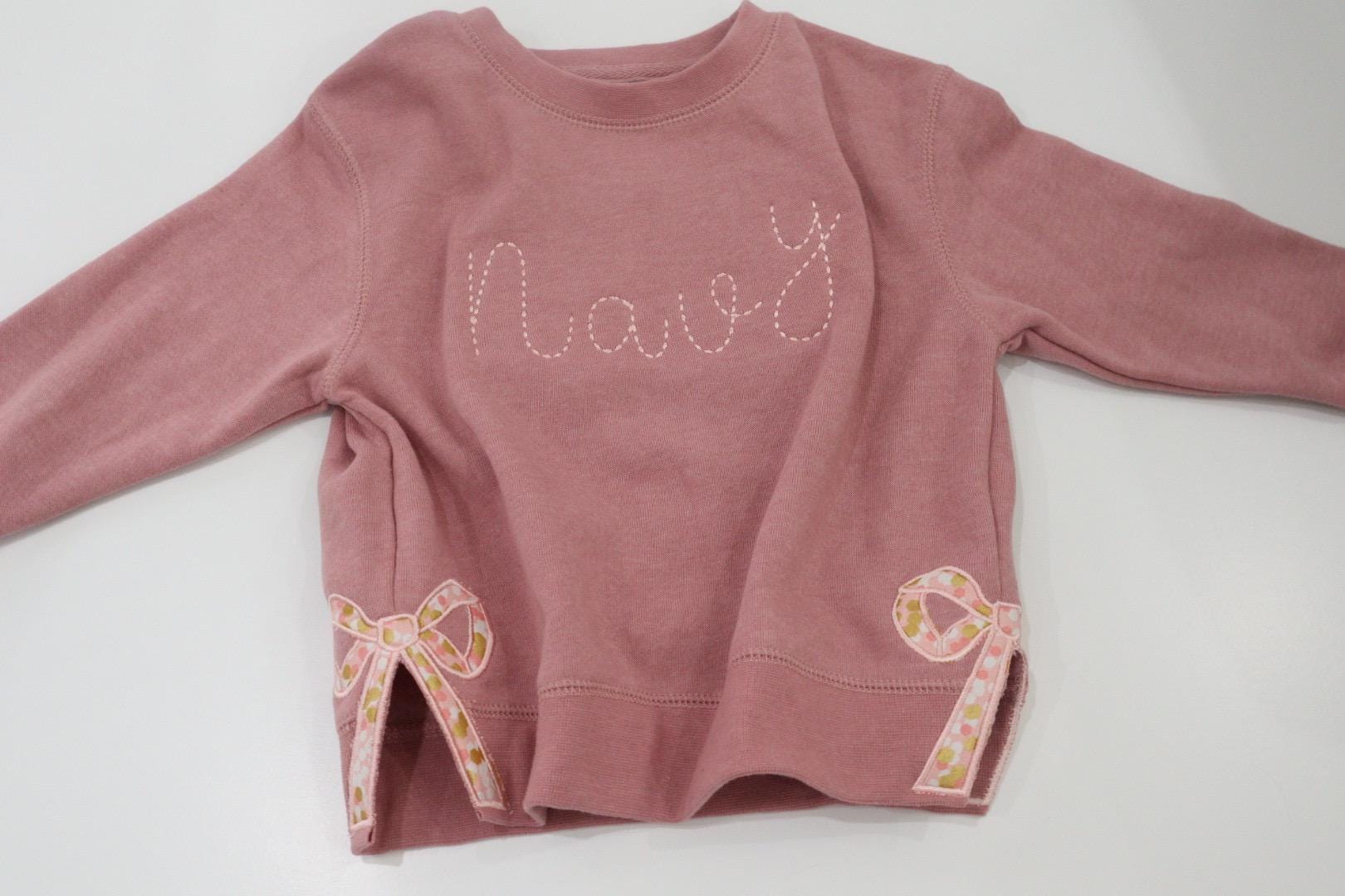 Embroidered Bow Sweatshirt, Embroidered Side Slit Bow Sweatshirt, Custom Embroidered Sweatshirt ESIBOW