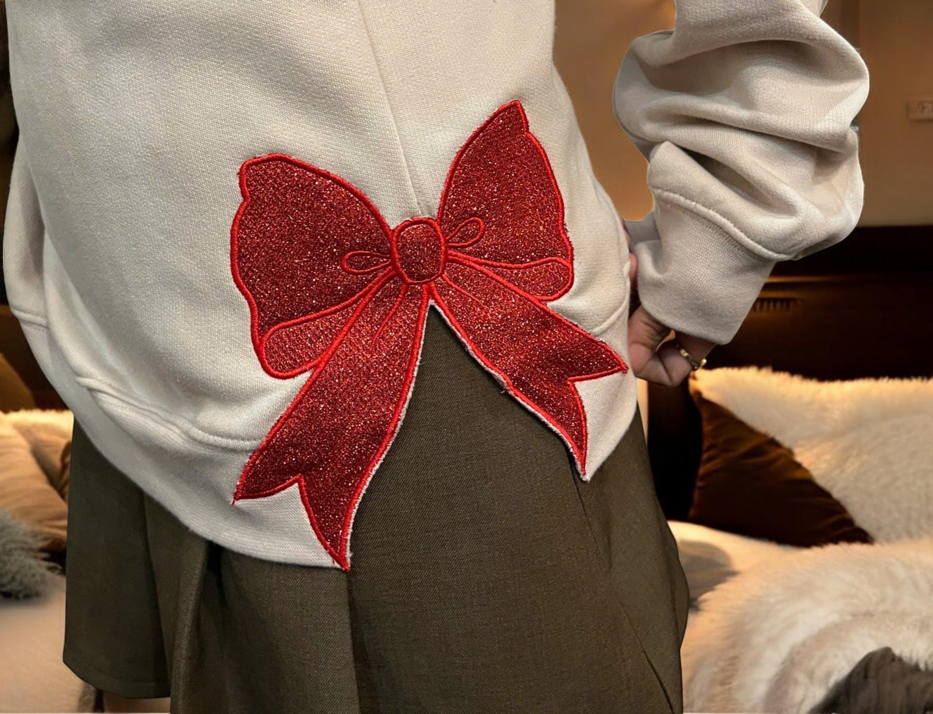 Embroidered Glitter Side Bow Appliqu? Sweatshirt Design for Machine Embroidery Classic Bow, Embroidered Bow Sweatshirt, Side Bow Sweatshirt ESIBOW
