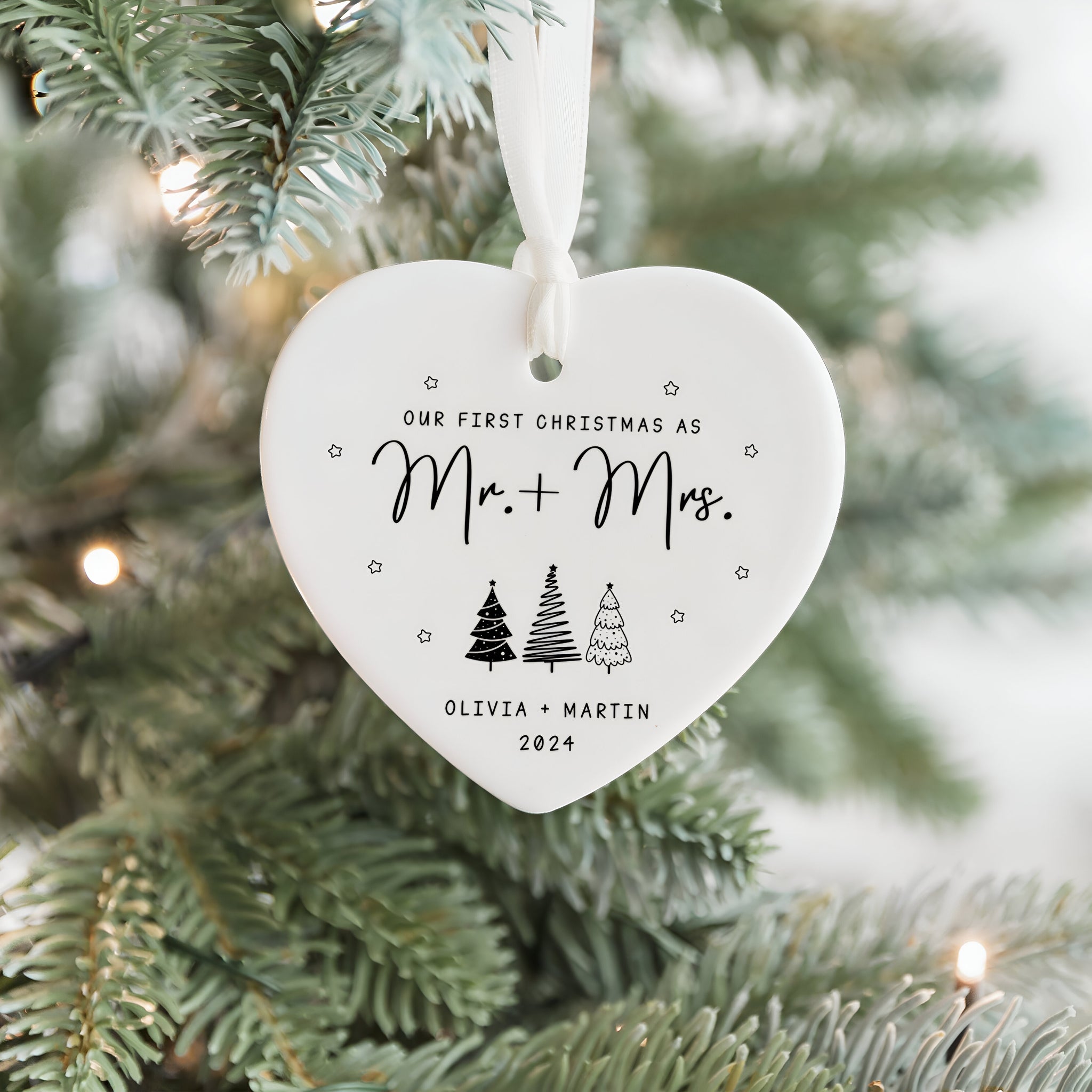 First Christmas Married Ornament,  Mr and Mrs Tree Christmas Ornament, First Christmas Married Gift, Newlywed Gift, Custom Engaged Ornament CY06-03 ORN2509