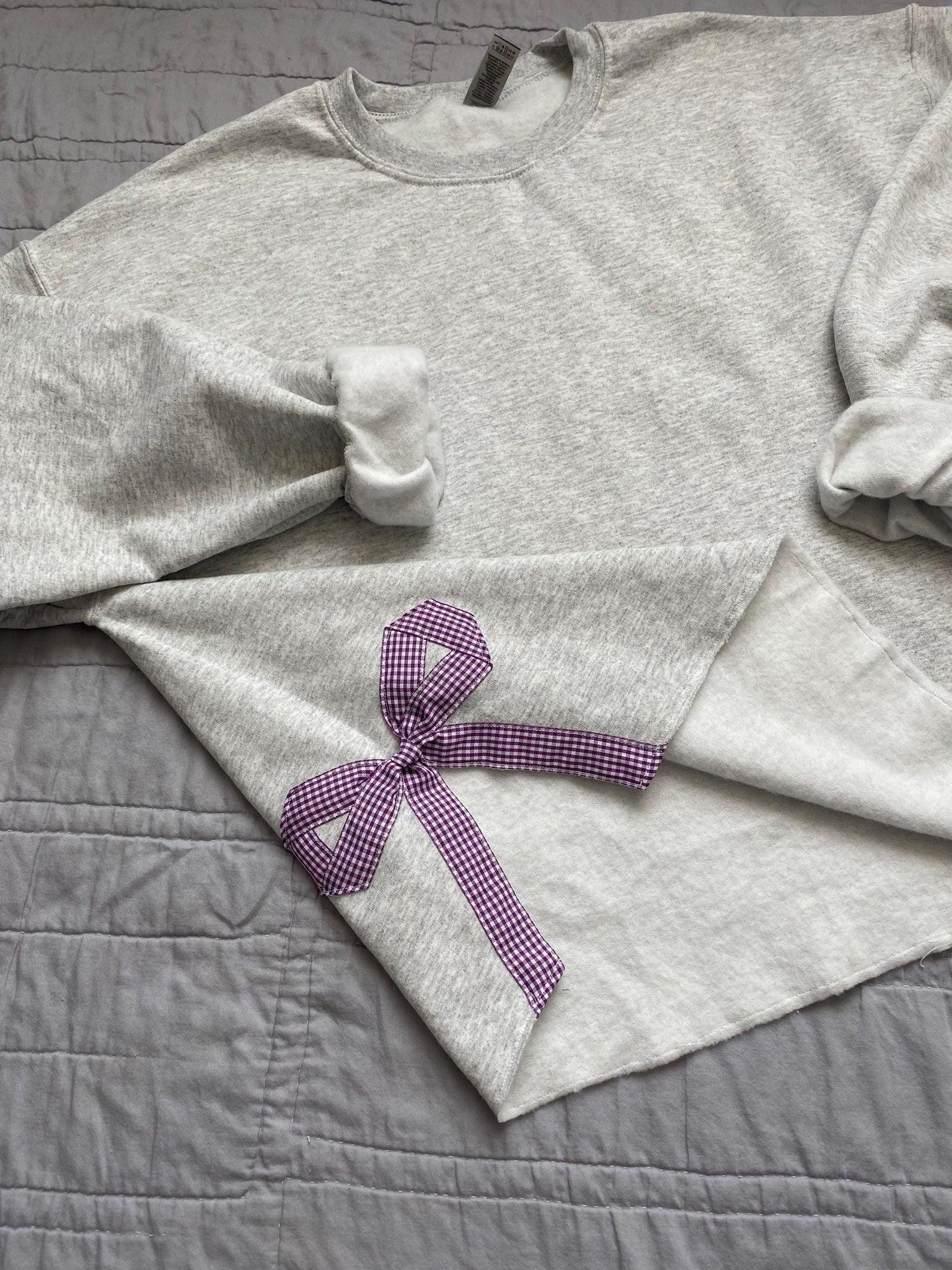 gingham side bow sweatshirt ESIBOW