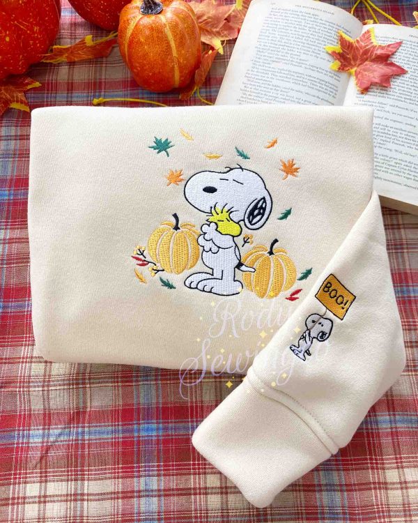 Snoopy Pumpkin Fall ? Emboroidered Sweatshirt EMHA0509