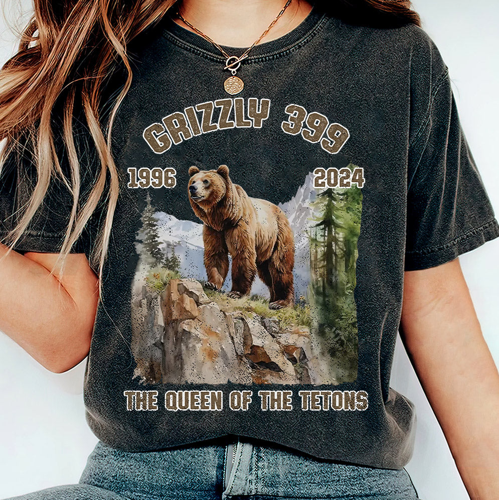 Grizzly 399 Shirt, Grizzly 399 Sweatshirt, Bear 399 In Memory of Queen of the Tetons Grizzly Mom Tetons National Park Traveler Sweatshirt