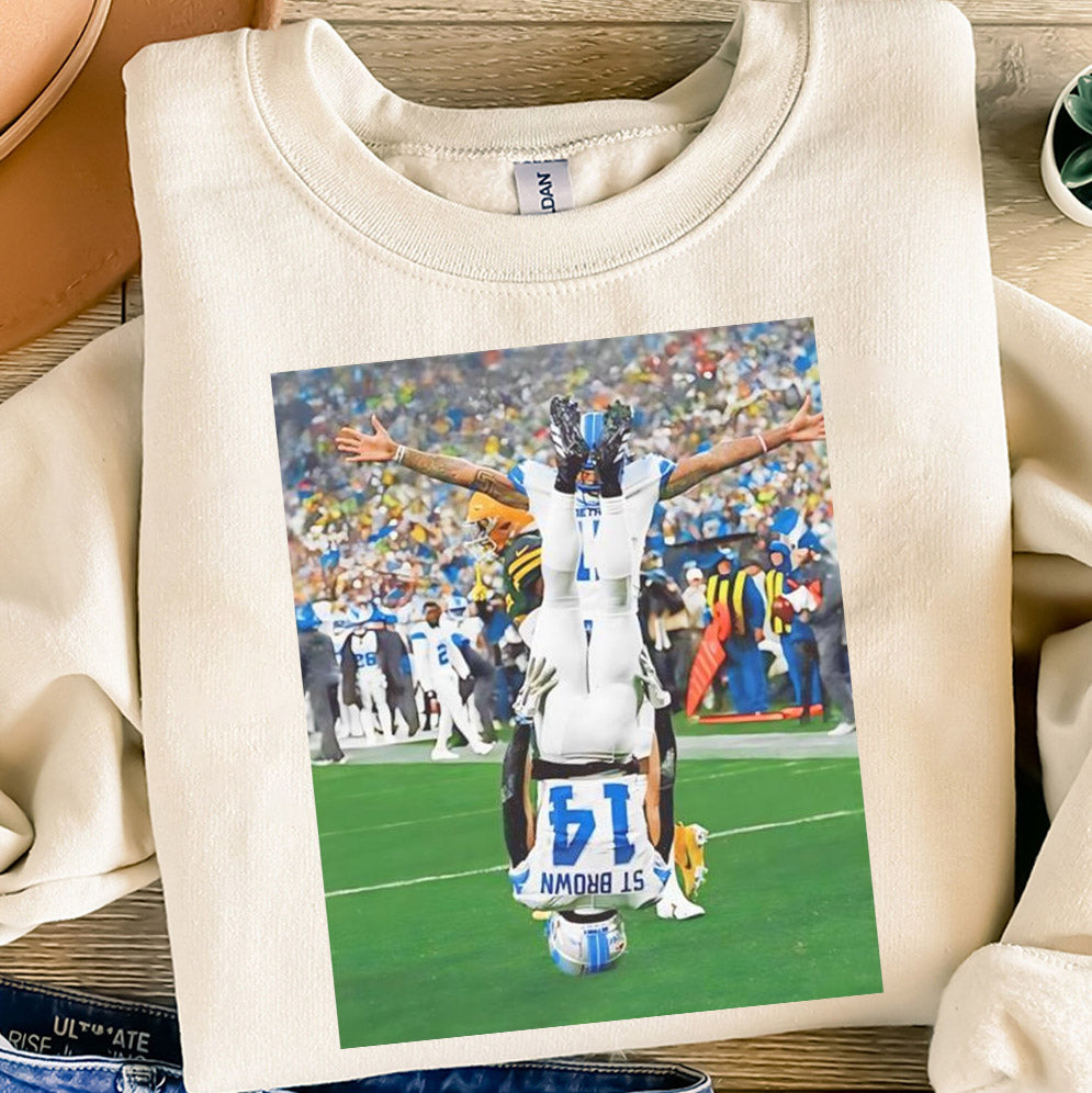 Headstand on the field Amon-Ra St. Brown Detroit Lions shirt, Sweatshirt, Hoodie And Tanktop