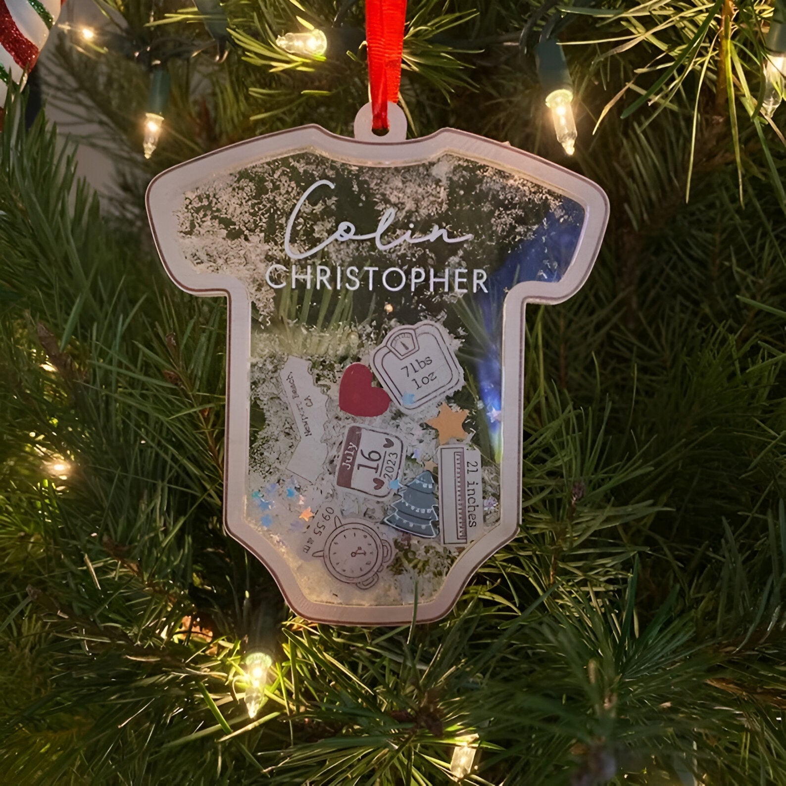 Baby's First Christmas Ornament, Baby 1st Christmas Ornament, Custom Baby Name, Custom Newborn Gift, 4D Shake Babies Ornament, Baby Keepsake ORN2809