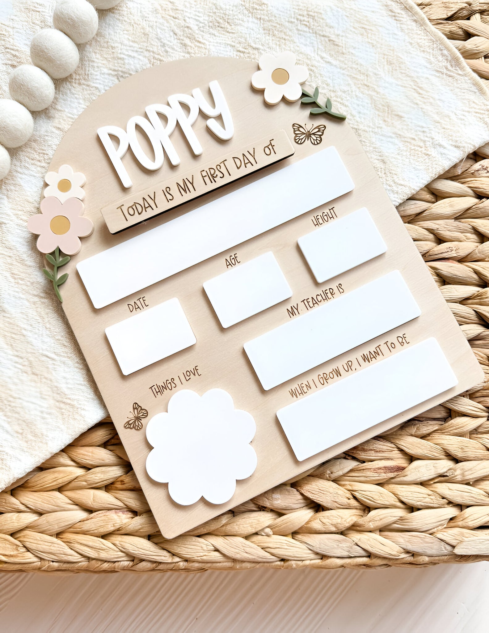 First Day Of School Sign, Personalized Girl Back To School Sign, School Photo Prop scsign1