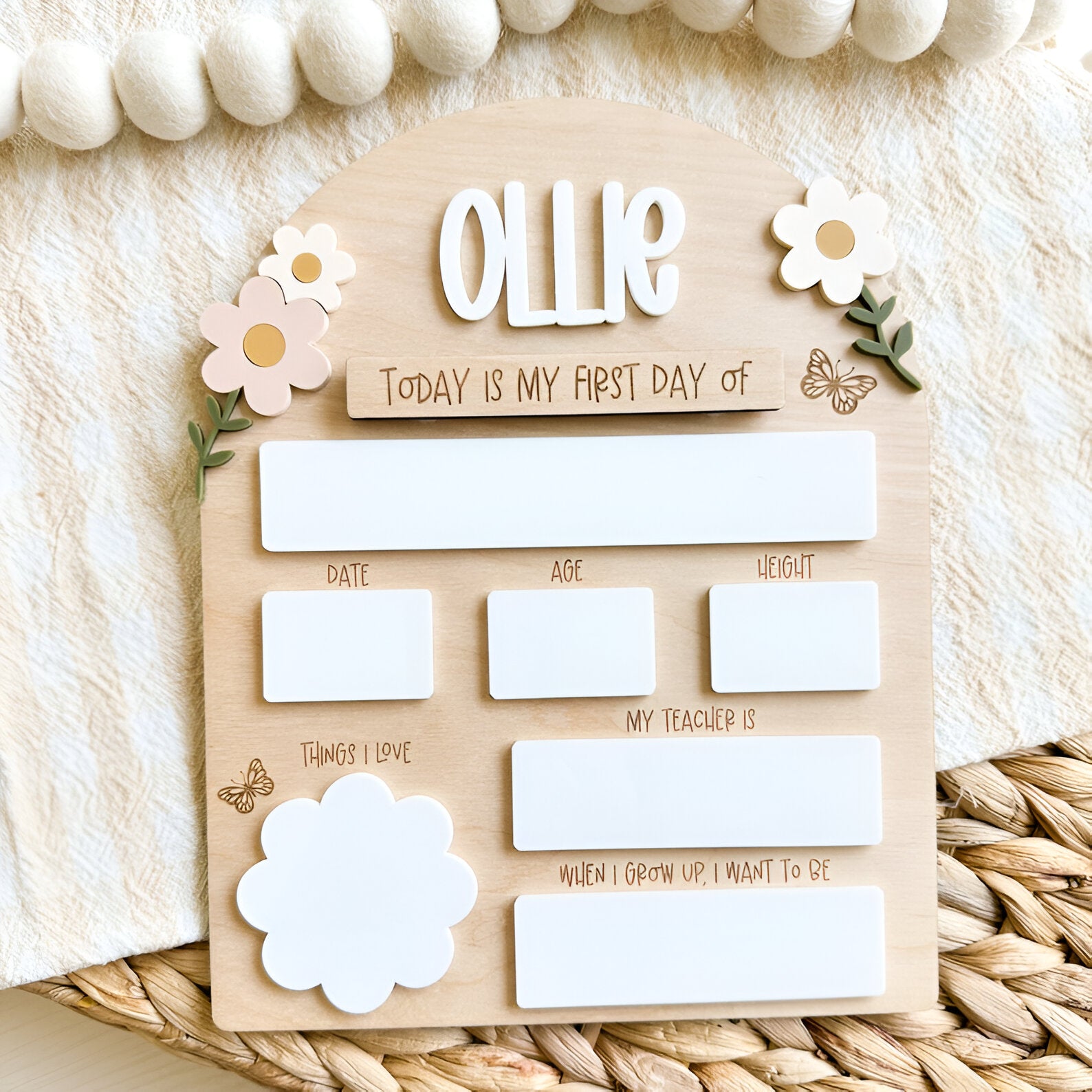 First Day Of School Sign, Personalized Girl Back To School Sign, School Photo Prop scsign1