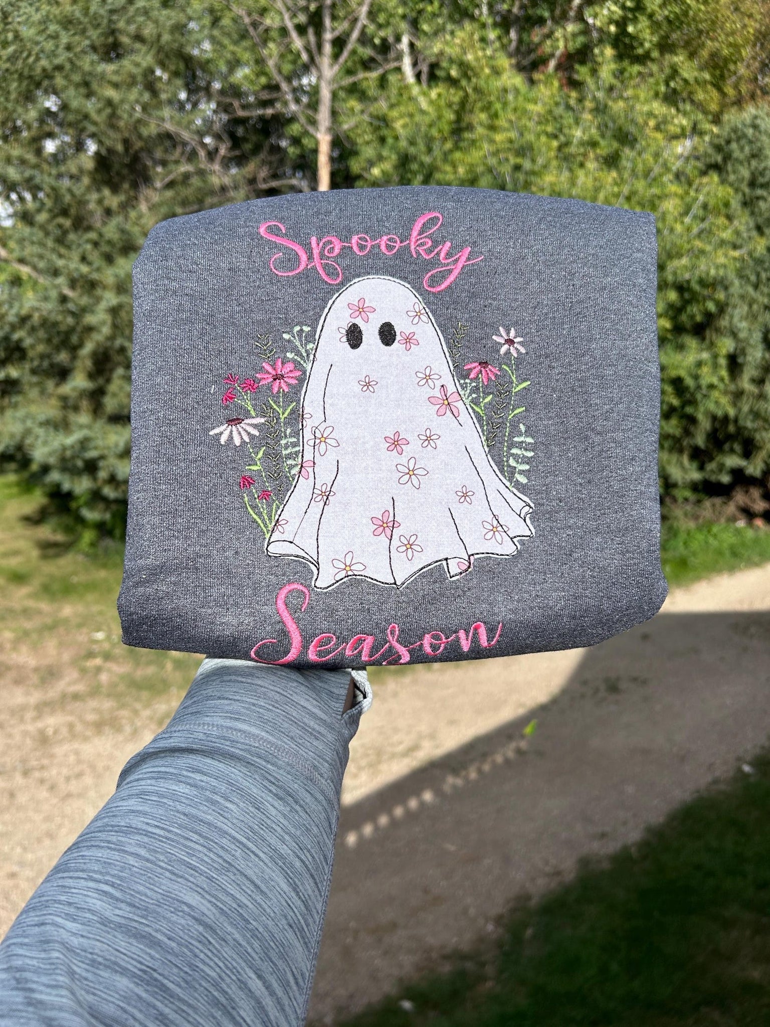 Spooky Season Embroidered Floral Crewneck, Halloween Ghost Sweater, Fall Sweatshirt, Autumn Jumper, Floral Embroidery emha0709