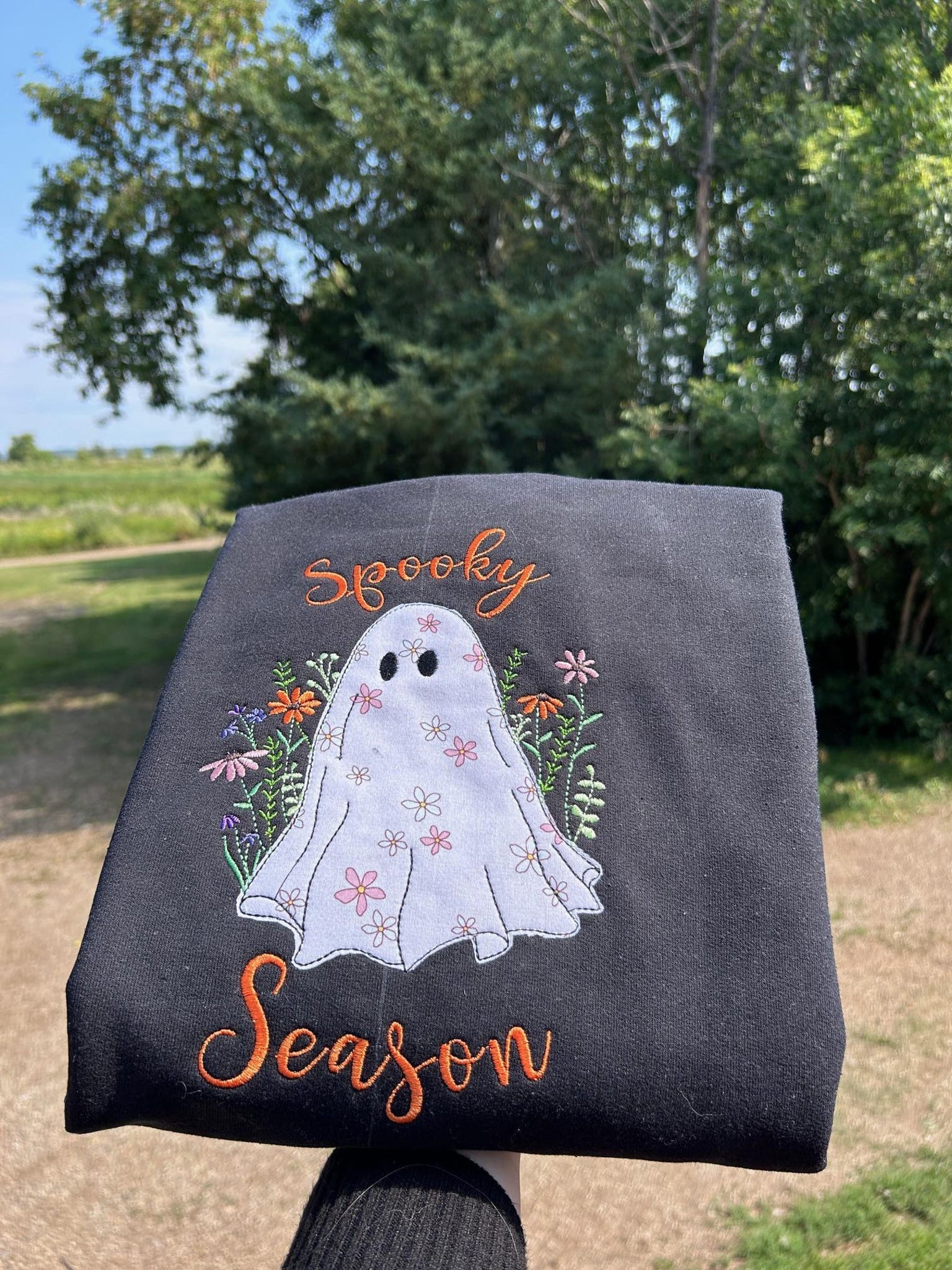 Spooky Season Embroidered Floral Crewneck, Halloween Ghost Sweater, Fall Sweatshirt, Autumn Jumper, Floral Embroidery emha0709