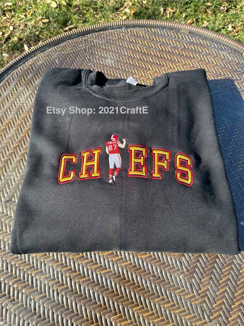 Chiefs Chris Jones Embroidered Crewneck Sweatshirt EMHA1009T