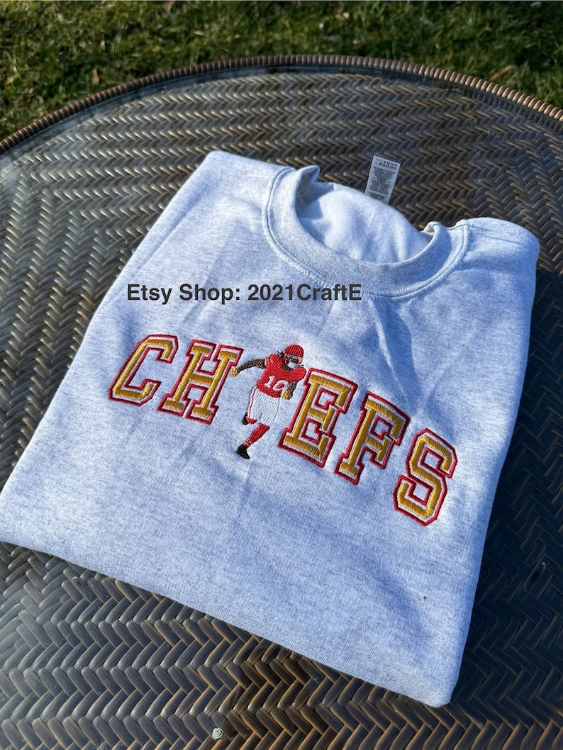 Chiefs Pacheco Embroidered Crewneck Sweatshirt EMHA1009T