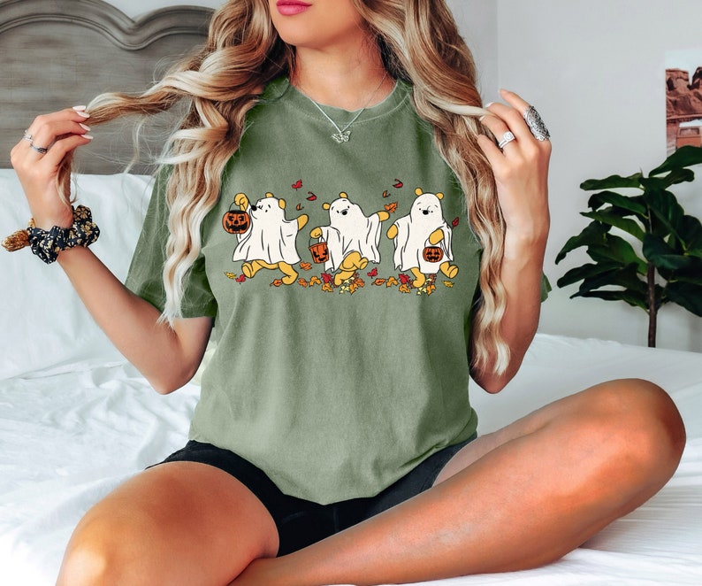 Retro Pooh Ghost Halloween Shirt, Winnie The Pooh Halloween Shirt, Spooky Season Shirt, Pooh Shirt, Cute Fall Shirt, Halloween Women's Shirt HW1408 18