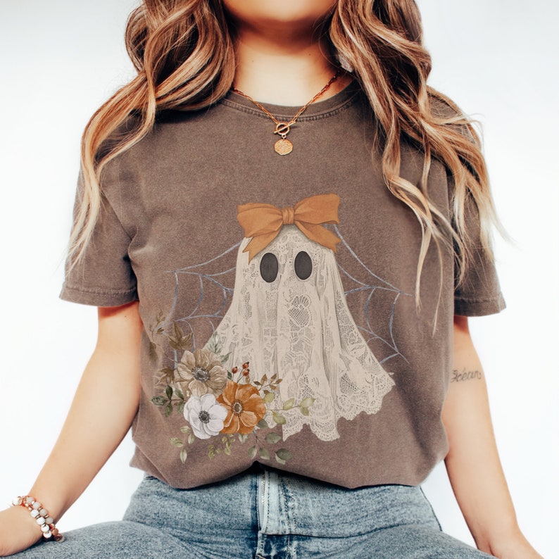 Halloween Lace Ghost T Shirt Spooky Coquette T-Shirt Girly Ghost Orange Bow T Shirt Lacey Ghost Tee s Spooky Season Top Outfit 
 TD1508 08