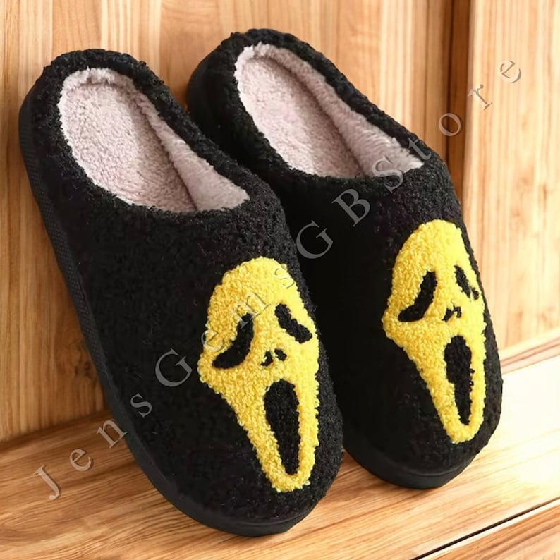 Halloween Slippers - Ghost Face, Goth House Shoes, Spooky Skull Design, Scream Mask, Fluffy and Fuzzy, Cozy Indoor Footwear, Halloween Gift SP0708 05