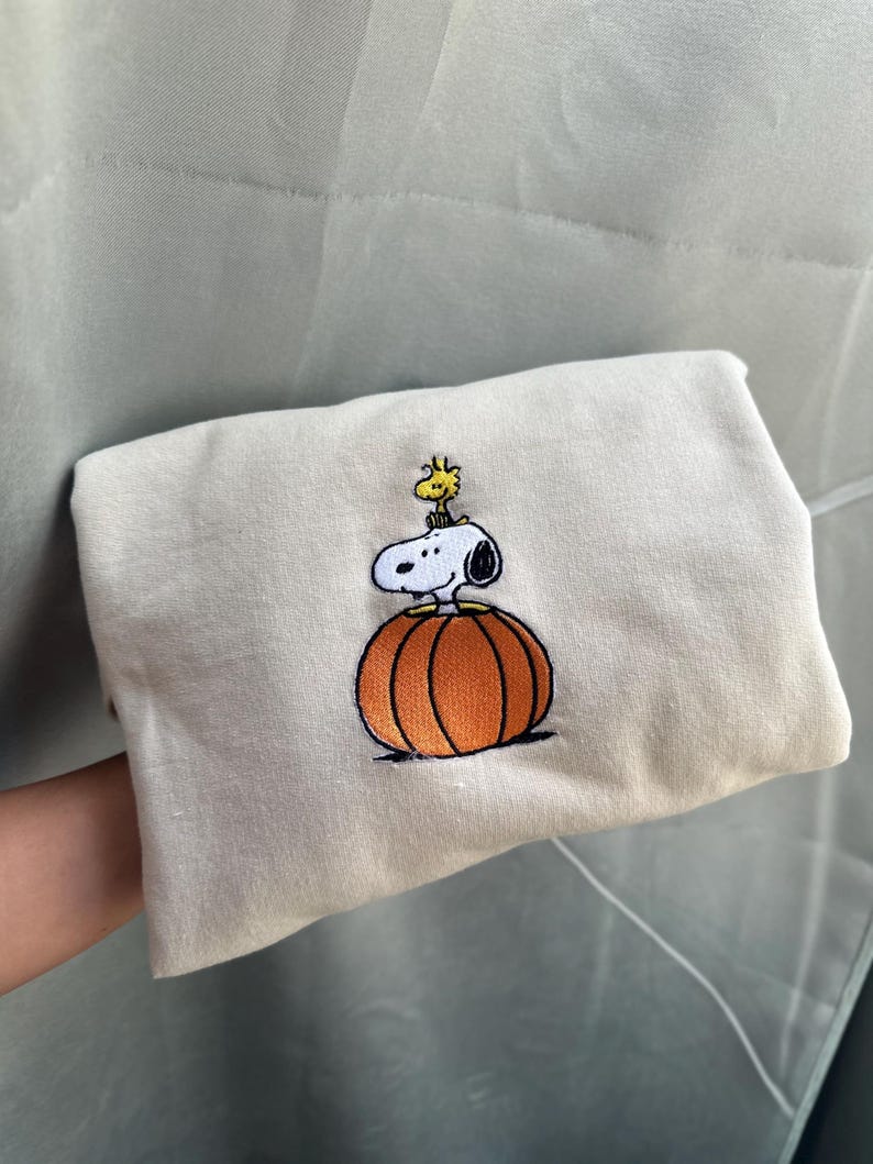 Snoopy fall sweater, fall vibes , Charlie Brown sweater ,Autumn snoopy inspired embroidered sweater , fall embroidered sweater, Halloween EMHA0509