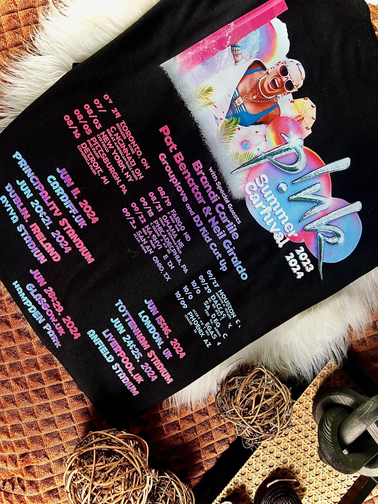 Personalised Pink Concert Tshirt Concert t shirt for the Summer Carnival tour 2024. Summer Carnival 2024.Concert P!nk T-shirt White Black TD0509 13